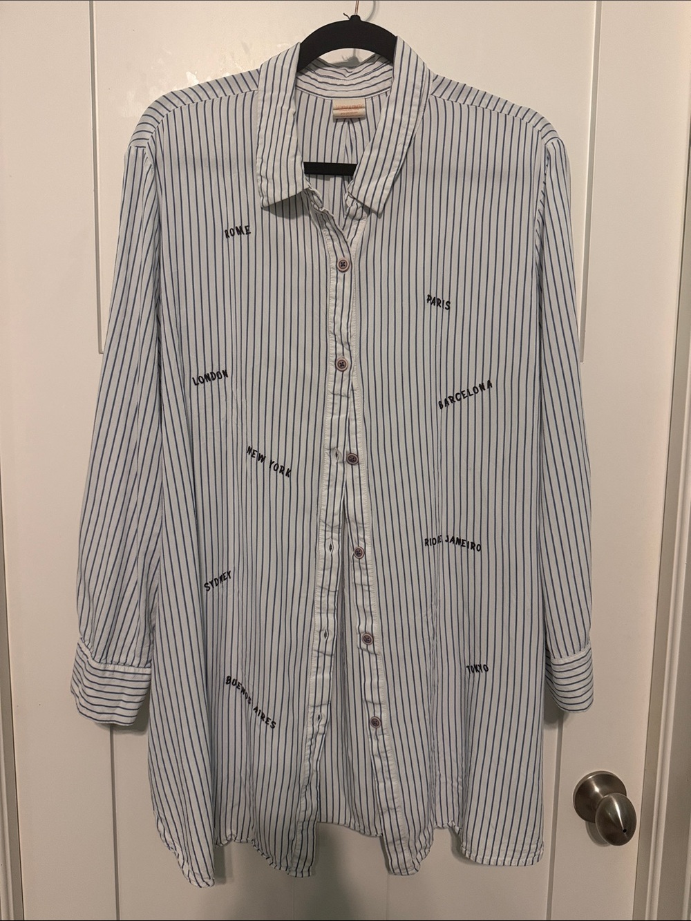 Jasmine & Ginger Striped Button-Down Shirt - Blue/White